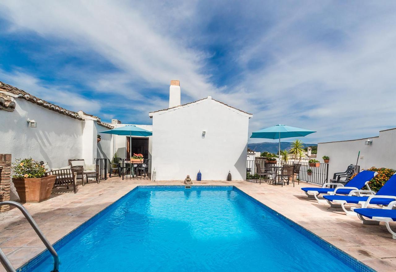 Casa Mundo - 16Th Century Traditional White Village House With Pool Pinos del Valle エクステリア 写真