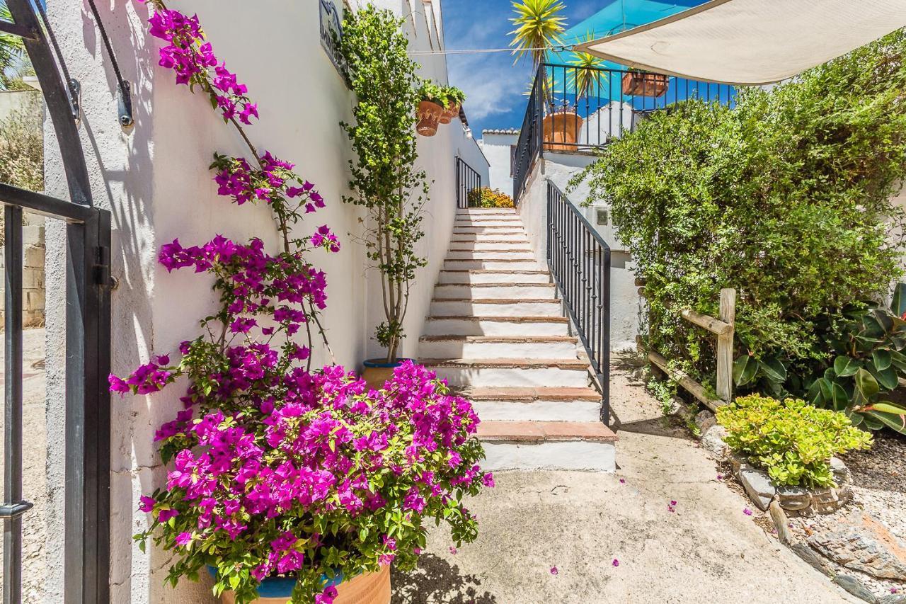 Casa Mundo - 16Th Century Traditional White Village House With Pool Pinos del Valle エクステリア 写真